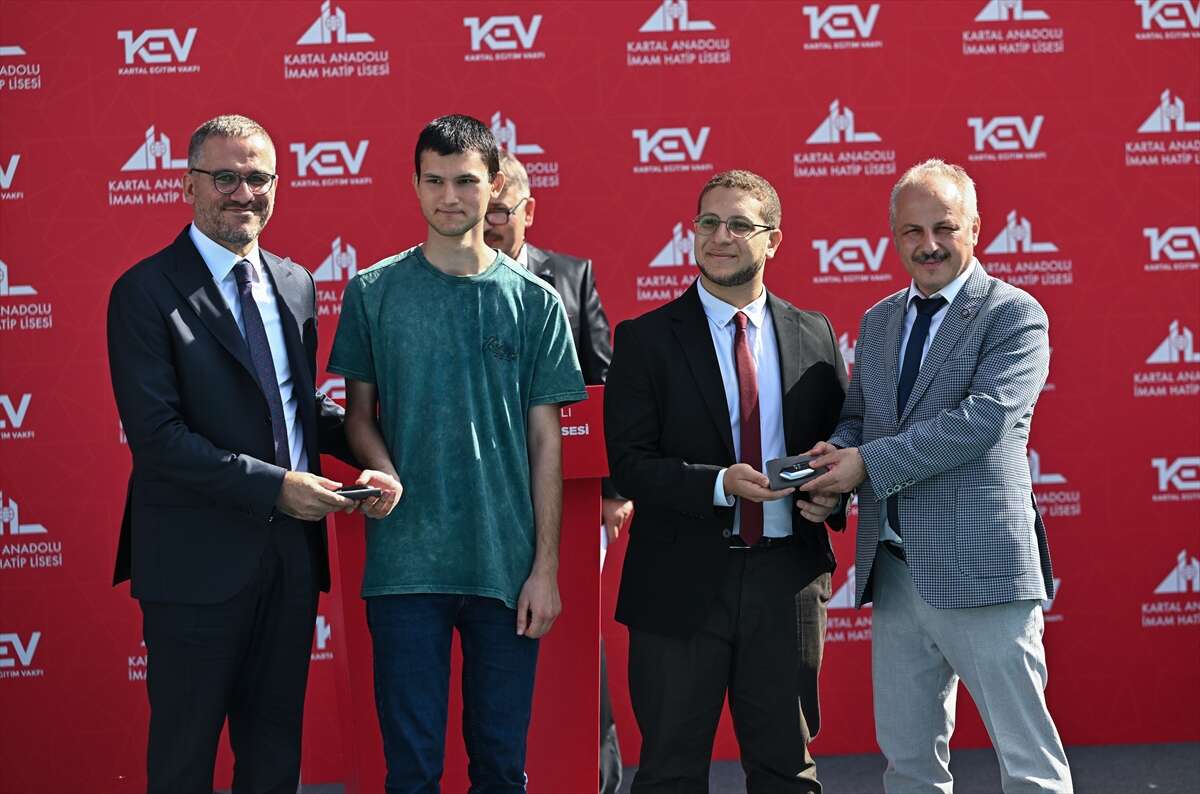 YKS’de Türkiye birincisi oldular, Kartal'ı seçtiler, Togg’un sahibi oldular 3